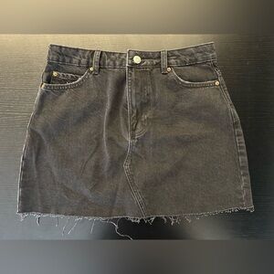 Zara Black Frayed Hem Mini Skirt